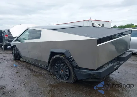 2025 Tesla Cybertruck All-Wheel Drive z USA, uszkodzony, nr VIN 7G2CEHED1SA061865